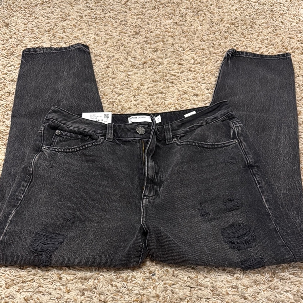 NWT. Garage Denim Women's Black Mom Distressed Jeans. Size 9/29.